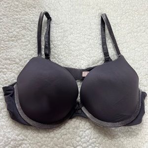 Victoria’s Secret bra. Gray color. 36B. Underwire